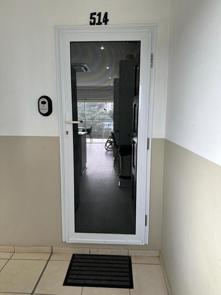 Umdloti Holiday Resort Apartment 514 - Amazing Breaker & Ocean Views Eksteriør billede
